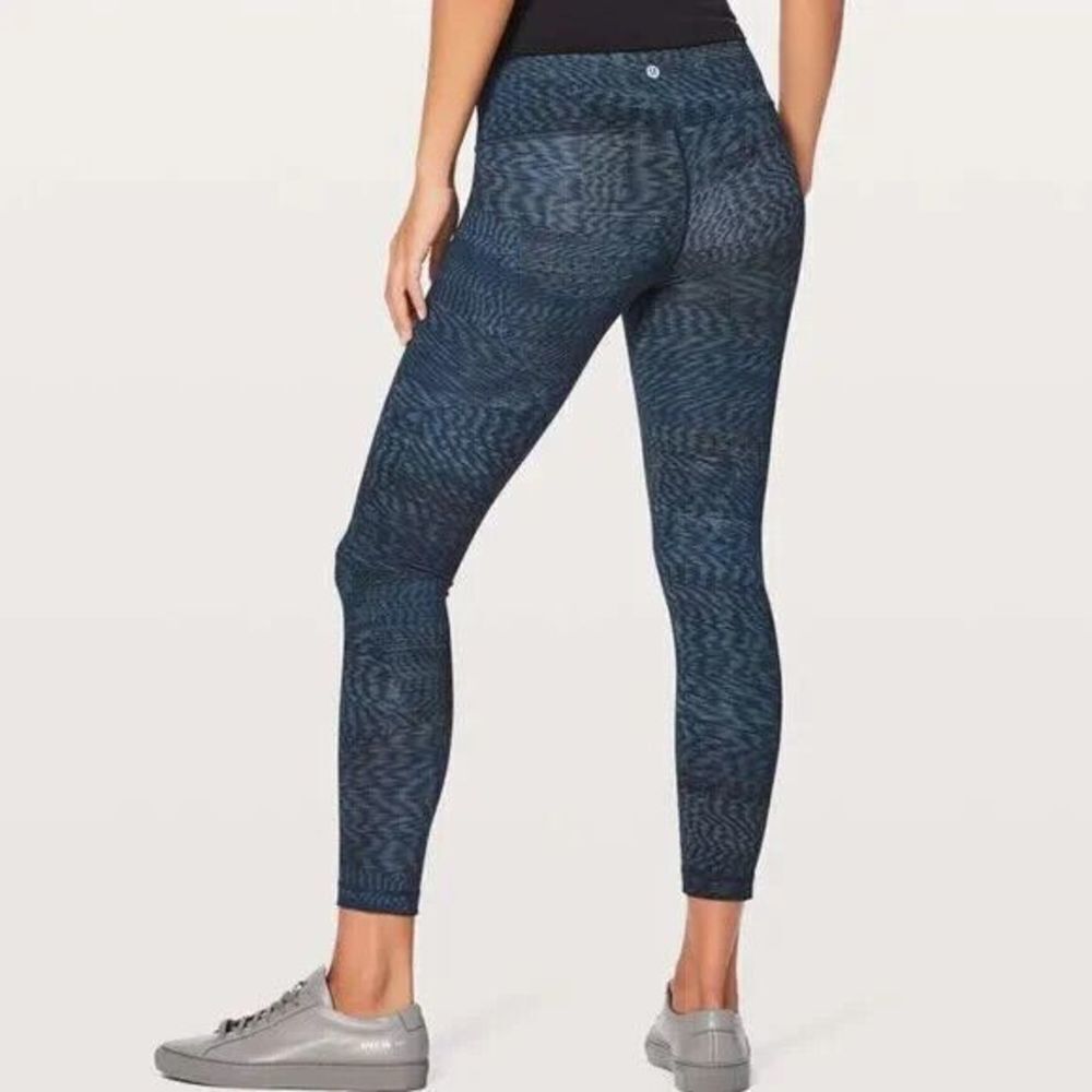 Lululemon Women Wunder Under Hi-Rise 7/8 Leggings Blue Linear Flux Battleship 8
